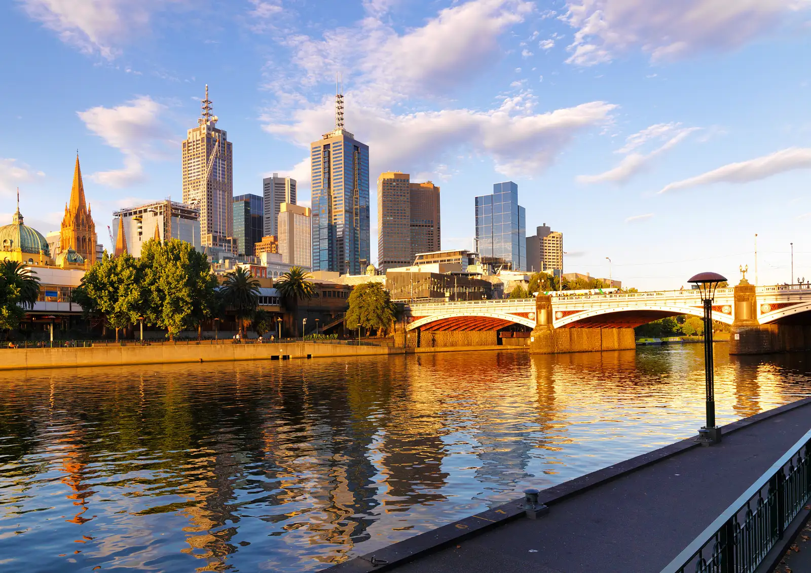 Melbourne Golden Hour Sunset Cruise on the Yarra River